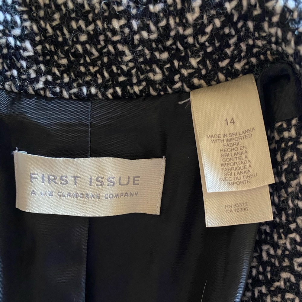 First Issue Jacket size 14 - Picture 4 of 4